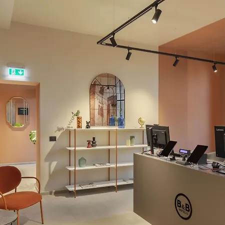 B&B Hotel Piacenza 3* ピアチェンツァ