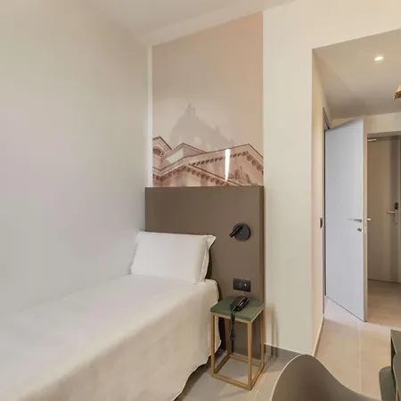 B&B Hotel Piacenza 3* 피아첸차