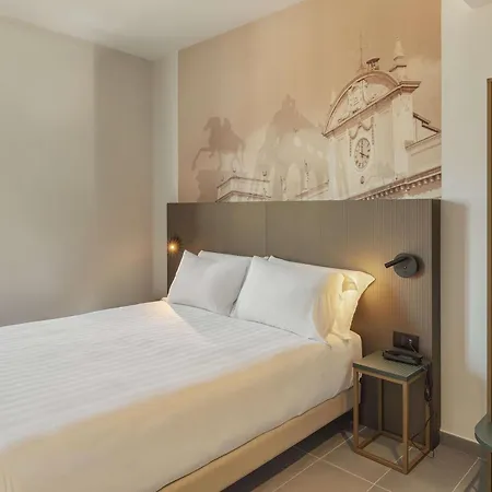 B&B Hotel Piacenza Hotel 3*