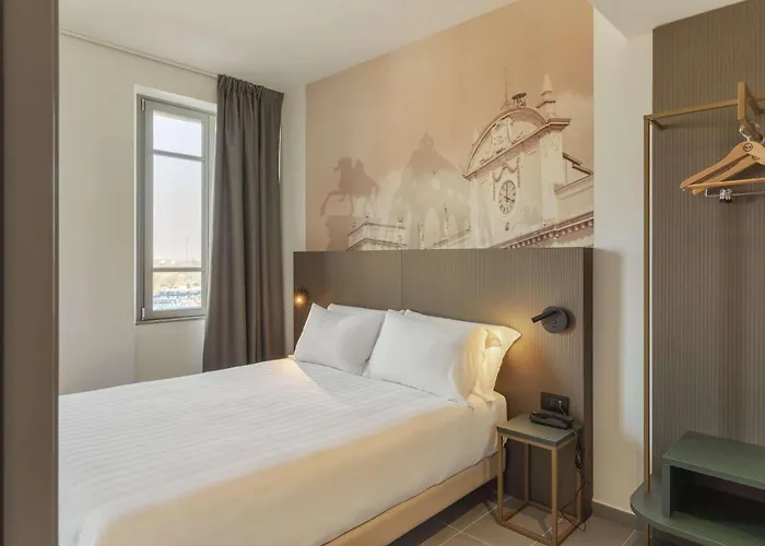 B&B Hotel Piacenza 3* ピアチェンツァ