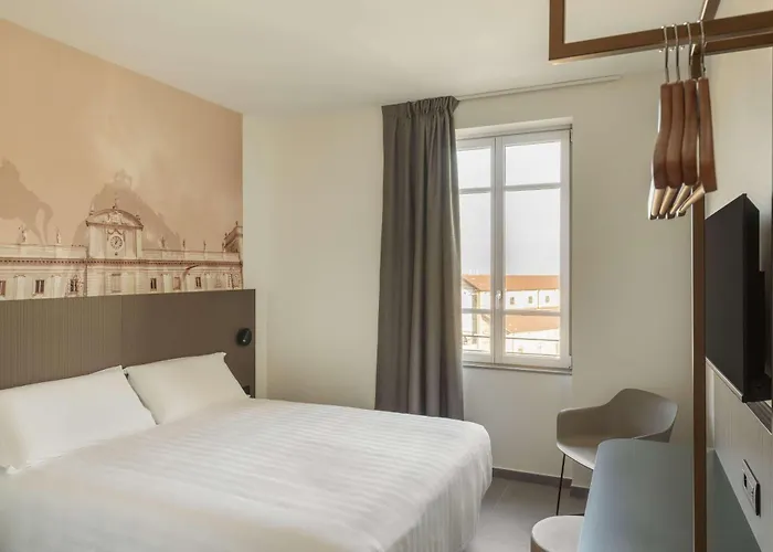 B&B Hotel Piacenza 호텔