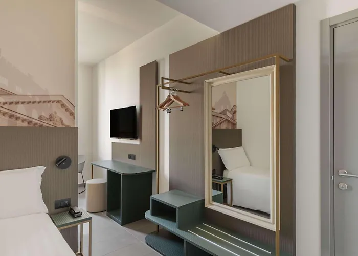 B&B Hotel Piacenza 3*